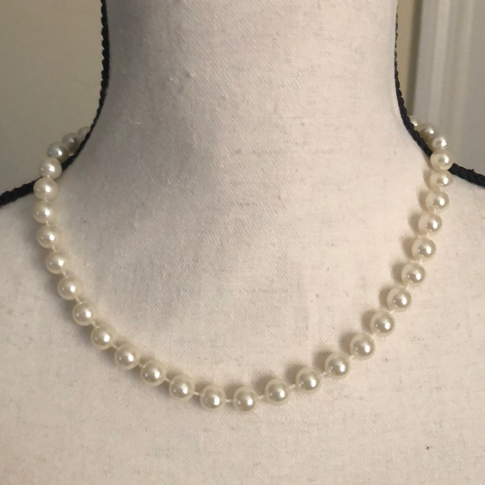Faux pearl necklace 18” strand 5mm pearl size